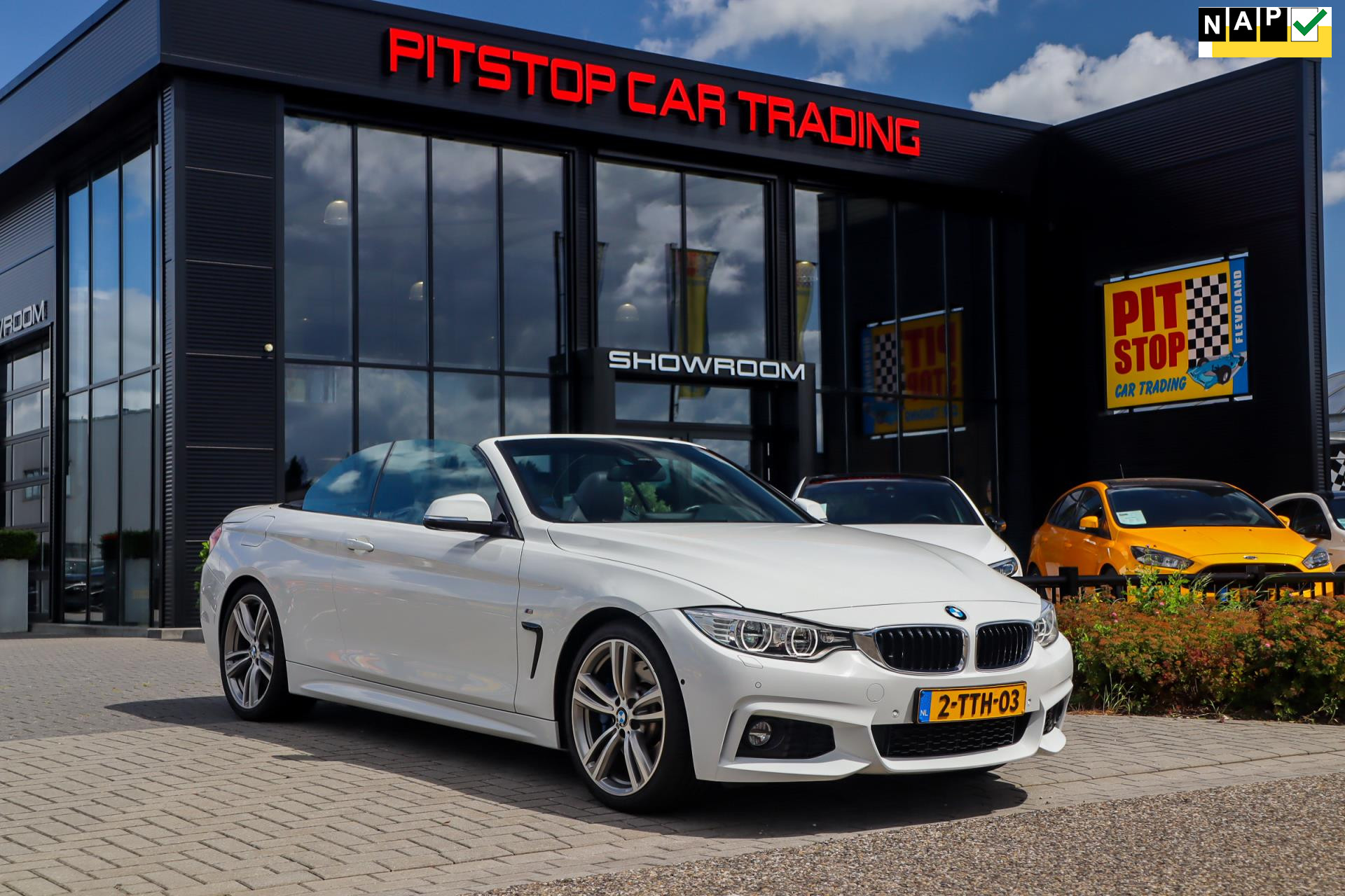 BMW 4 Serie Cabrio 428i M-Sport, 245PK, Nekverwarming, H&K Audio, Full! 46849431-0.jpg | Pitstop Car Trading