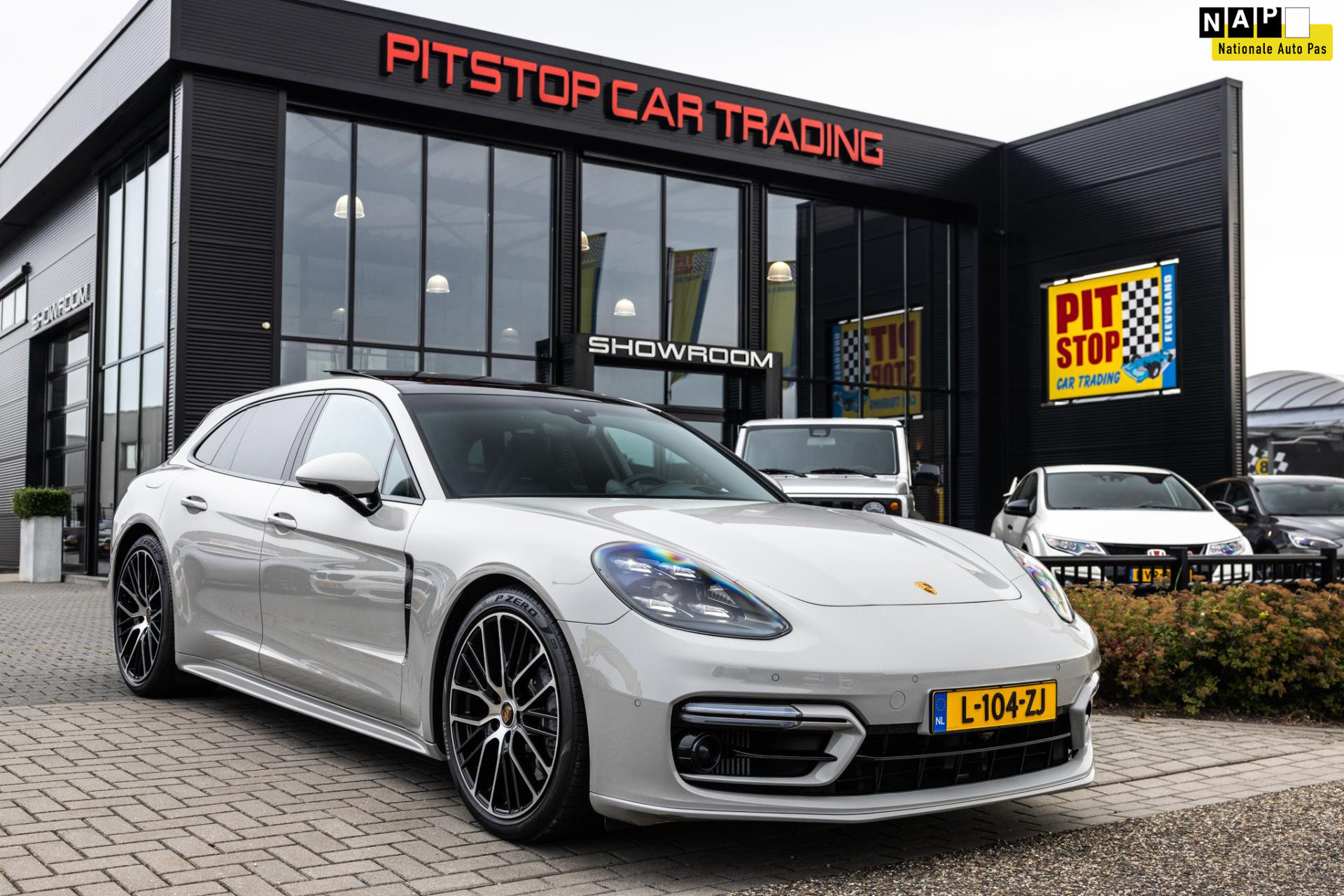 Porsche Panamera Sport Turismo 2.9 4 E-Hybrid, NAP, *Krijt*, Sport-Design, Pano, Full! 46959198-0.jpg | Pitstop Car Trading